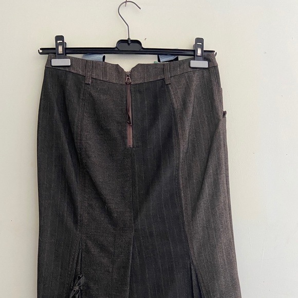 Skirt - Picture 2 of 7